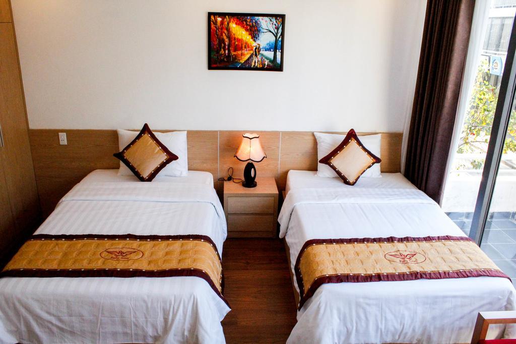 Ruby Hotel Ha Long Exterior photo